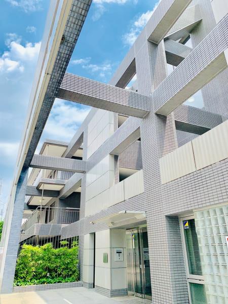 グランマルジュ市ヶ谷1階 外観