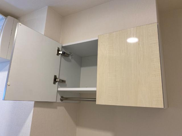 ソラーレ市川 洗濯機上部収納