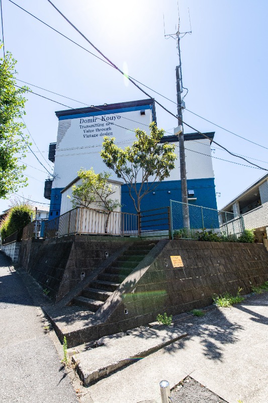 ドミール港洋 外観