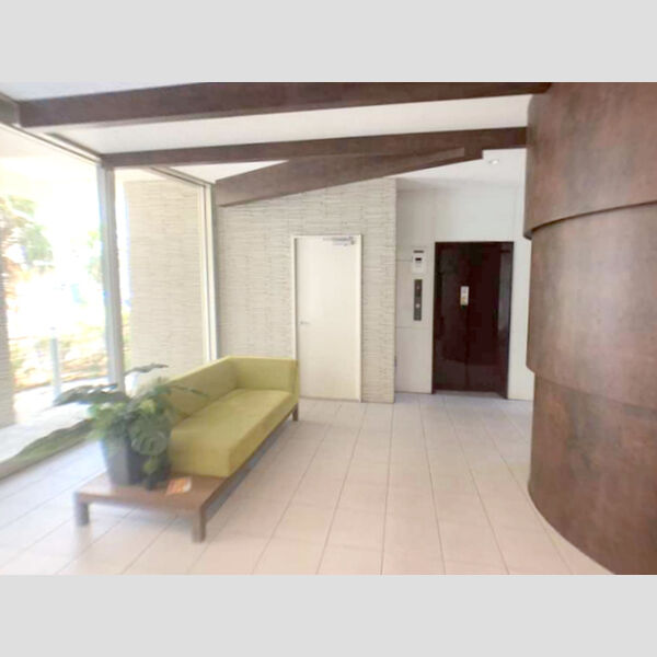 Murray Hill ロビー