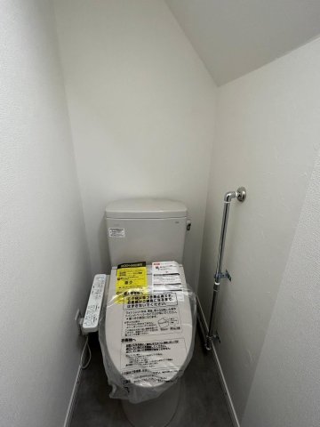 足立区西新井5丁目戸建 1階トイレ