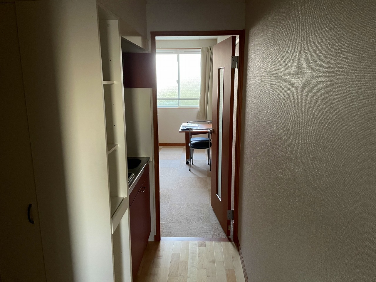 レオパレスＧＯＬＤ　ＬＥＯ　Ⅲ 玄関