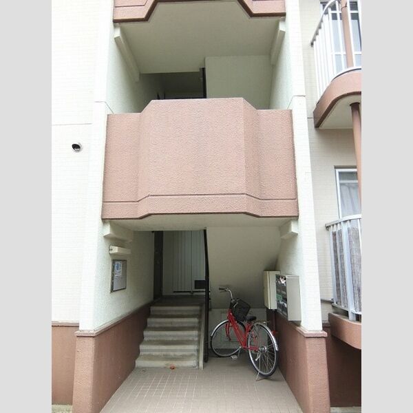 山王塚レジデンス エントランス