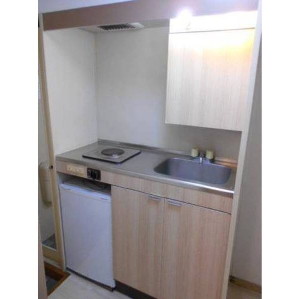 ジュネパレス市川第24-A0102号室 キッチン