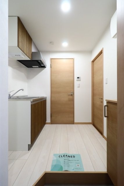 リタ王子神谷5階 玄関