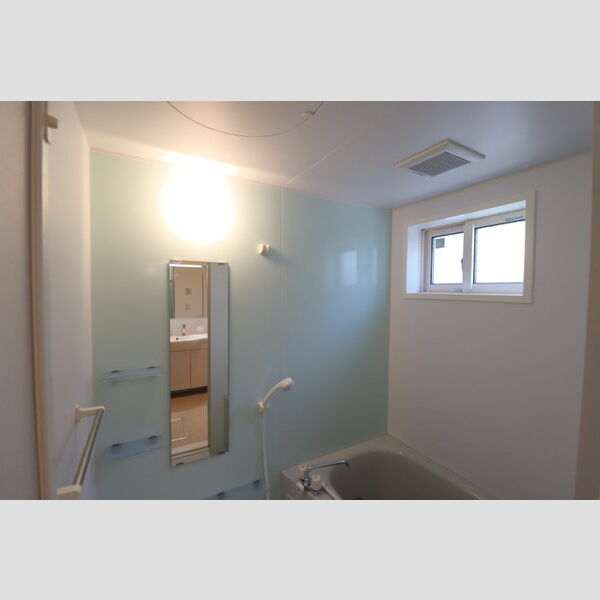 アン・プレール202号室 バス