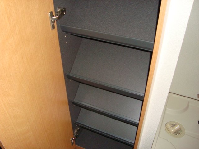 ポスト・マローネ00501号室 シューズＢＯＸ