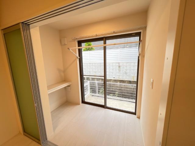 ヴェリテ昭島205号室 インナーバルコニー（イメージ）