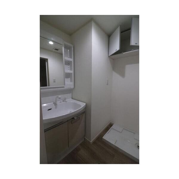 クオリティハイツ二和向台 洗面