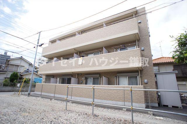 ルミエール・エタンセル0202号室 現地待合せ案内できます。日当りいいですよ。