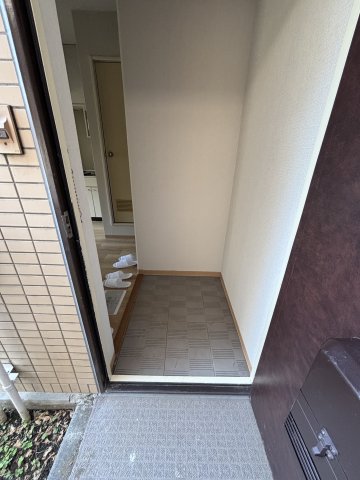 ロックハイツ 玄関