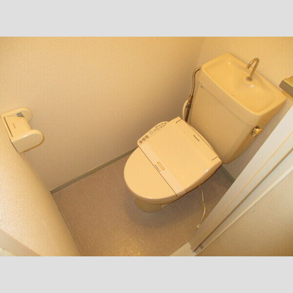 ラヴェニュ　E E102(トイレ)