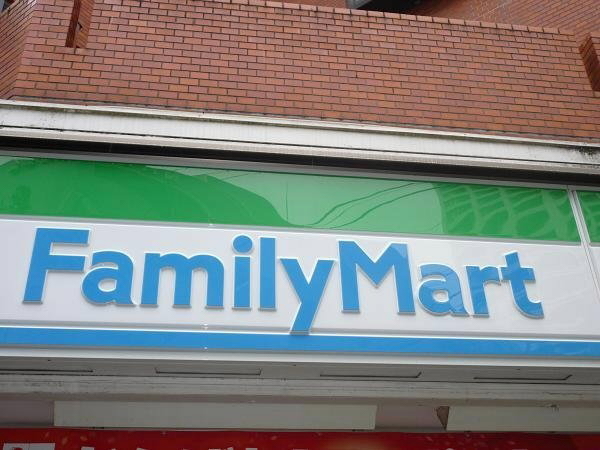 カーサ大井町6階 ファミリーマート