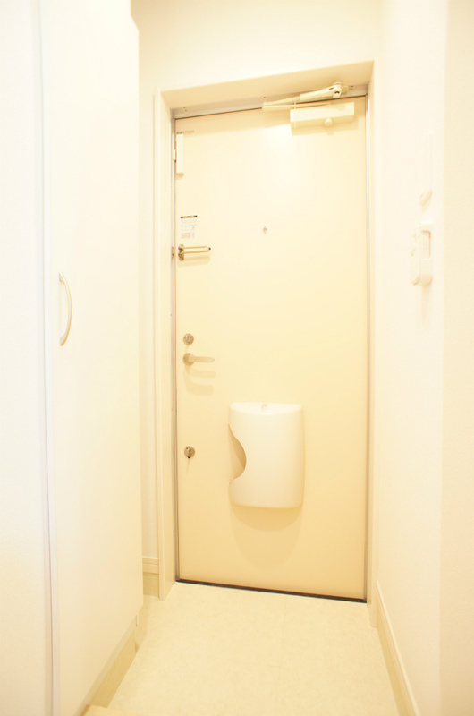 リブリ・サンライズ和 玄関