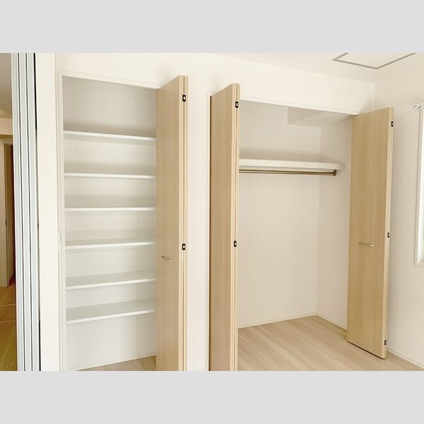 フルール・ド・スリジェⅢ クローゼット