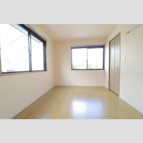 セントラルハイム　B 洋室