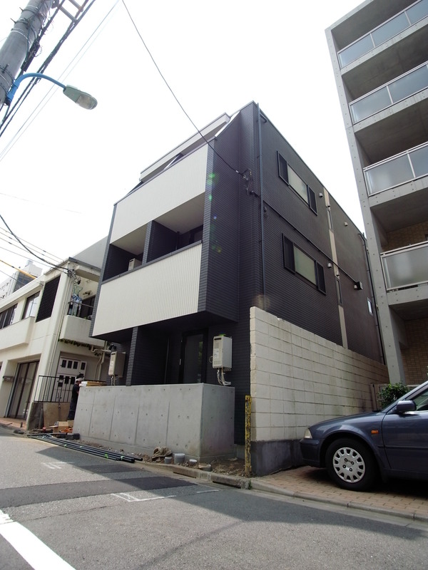 フルーレ早稲田鶴巻町2階 外観