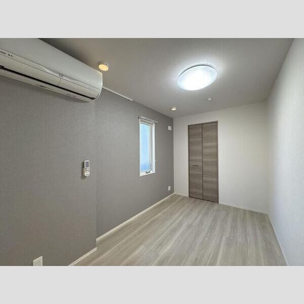 セレスティア六町Ⅱ103号室 洋室