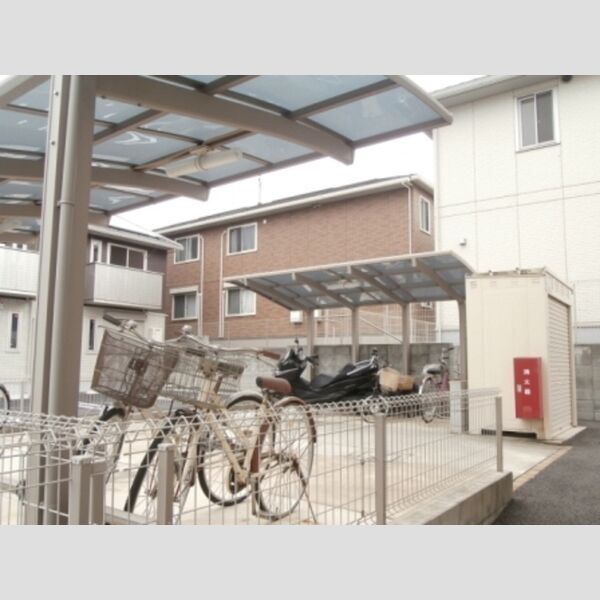 センターフィールド　B 駐輪場