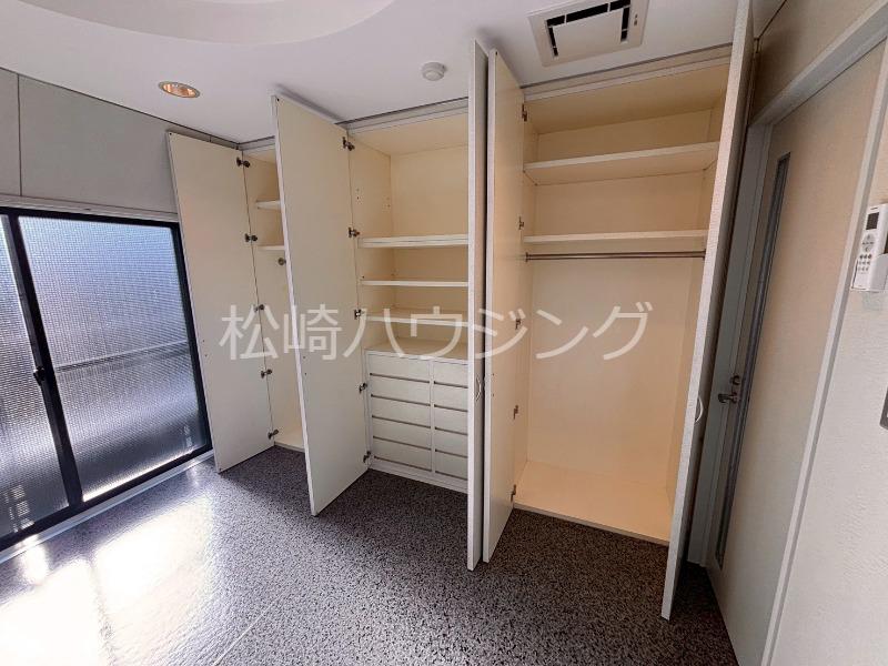 野村Ｖビル5階 収納