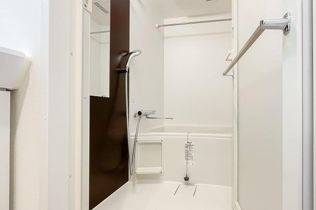 Weave Base Itabashi Honcho4階 バス