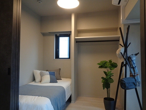 ザ・ライオンズフォーシア鶴見8階 洋室約4.1畳