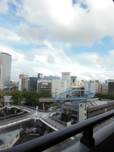 グランド・ガーラ桜木町駅前7階 ヌケテマス！