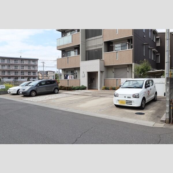 Casa Comfort　A 駐車場