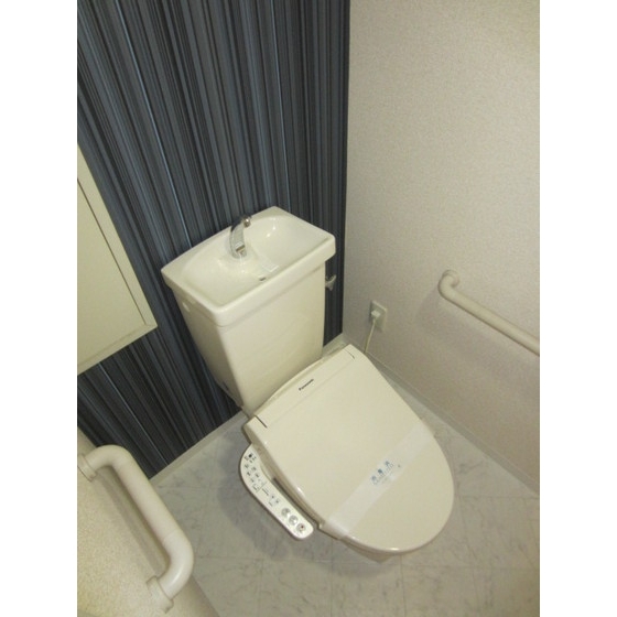 クローネ芦花2階 内観