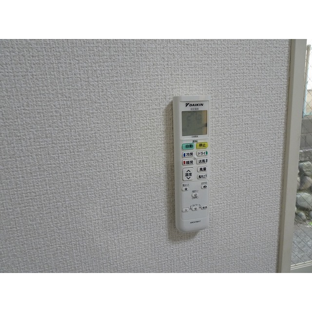 カフーかしわ台0102号室 エアコン　リモコン