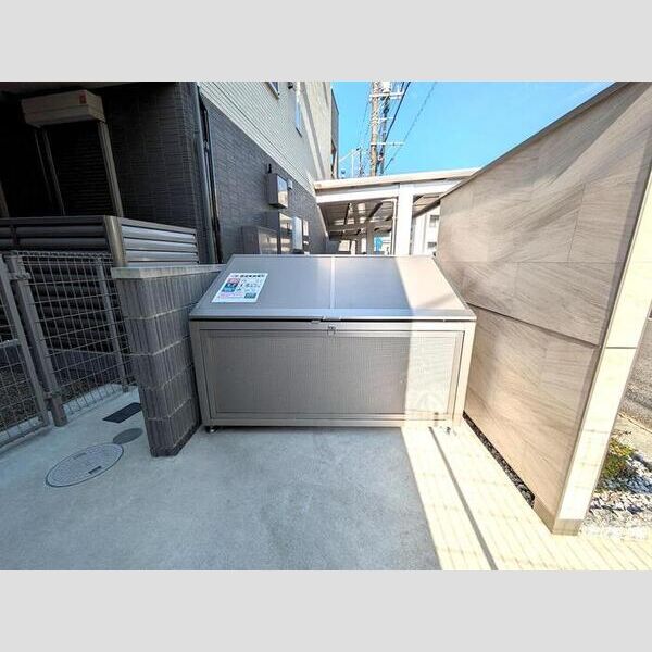 ボン マロン303号室 ゴミ置き場