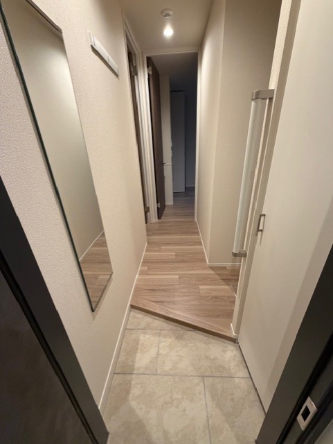 CREST OIZUMI102号室 玄関