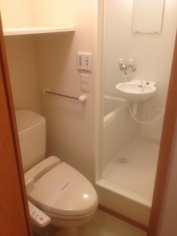 レオパレスＲｅｄＨｉｌｌ104号室 温水洗浄便座