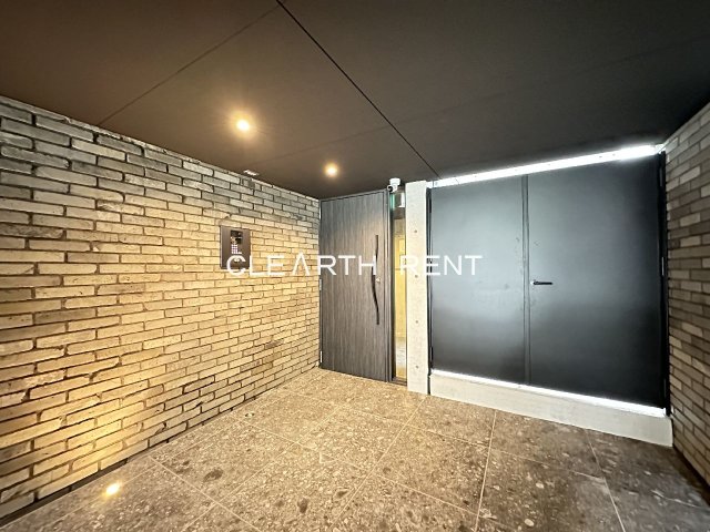 ＧＲＡＮ ＰＡＳＥＯ 自由が丘奥沢地下1階 おしゃれなエントランス