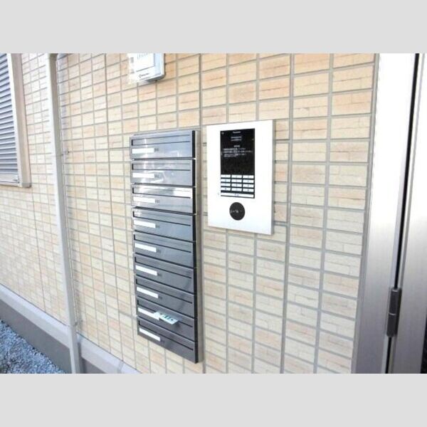 ロイヤル飛鳥Ⅰ エントランス