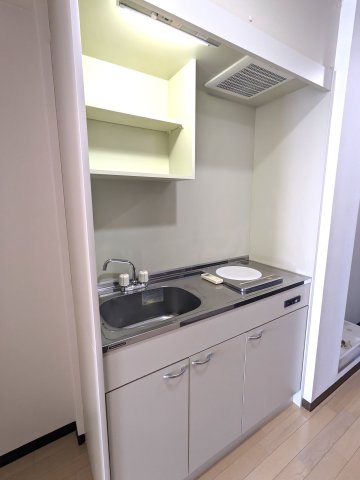 ジュモー京成船橋705号室 キッチン