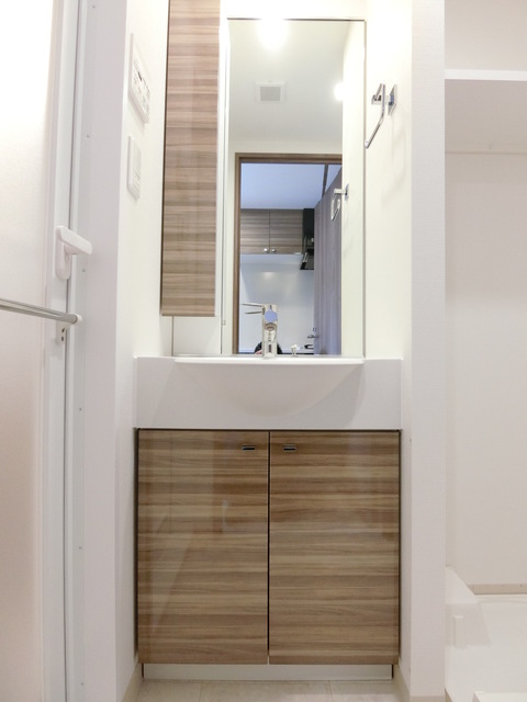 ガーラ・ヒルズ武蔵小山1階 独立洗面台