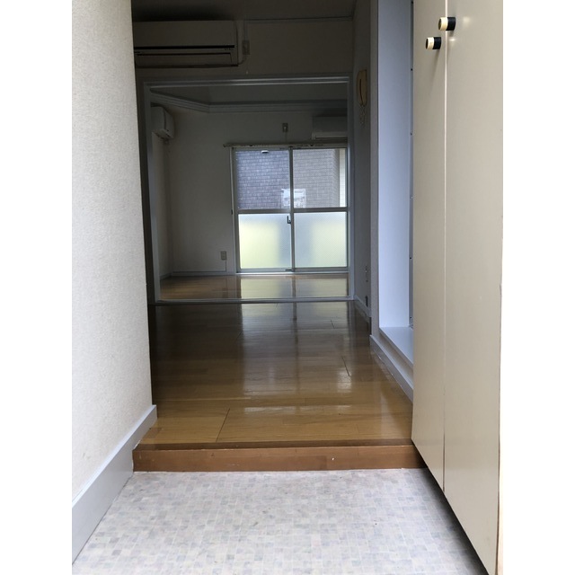 アーバンコート辻堂202号室 玄関