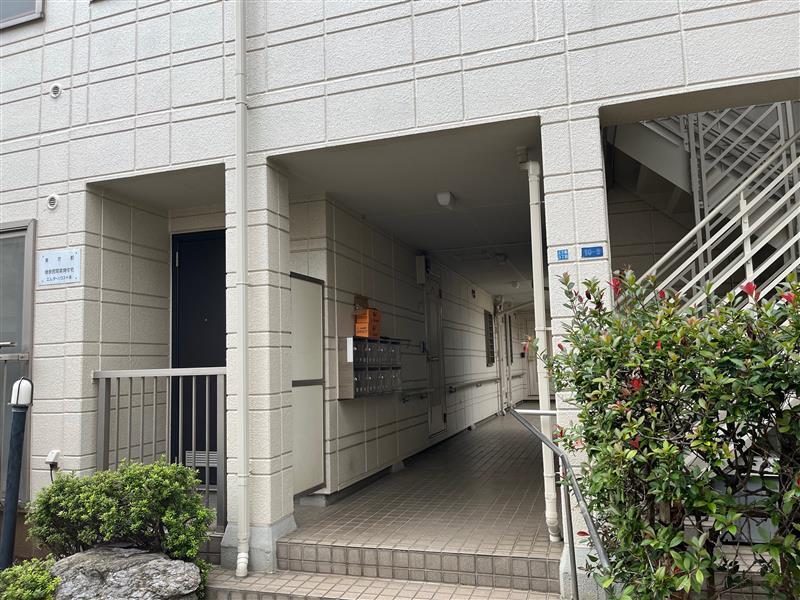 エルダーハウス十条2階 エントランス