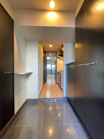 ブレシア銀座イースト904号室 玄関