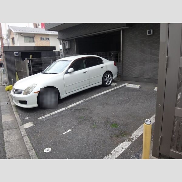 カスタリア船橋0512号室 駐車場