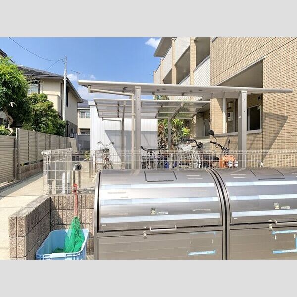 パークヒルズ 駐輪場には屋根があります!