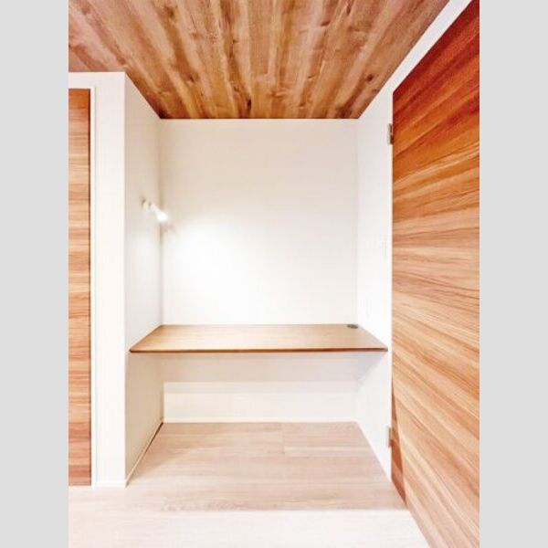 アルビオン　コート101号室 リモートワークにも活躍!ワークスペースあり♪