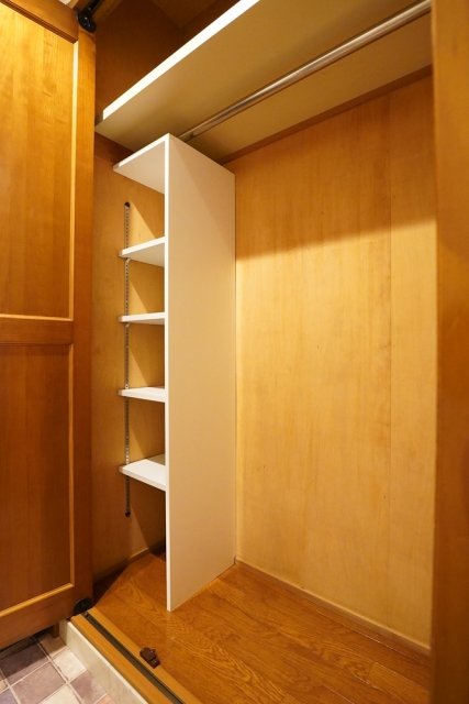 プラトー神宮前1階 クローゼット