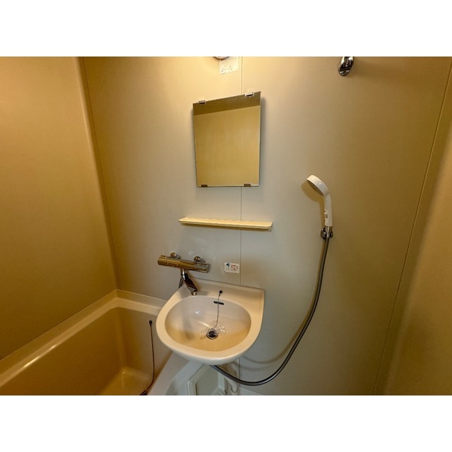 リブレス本庄102号室 内観