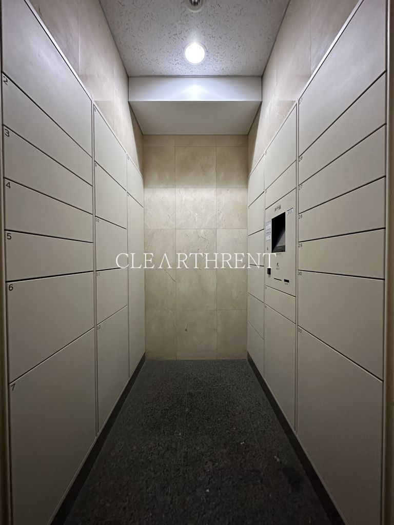 パレステュディオ新宿パークサイド9階 ★24時間対応の宅配ボックス★