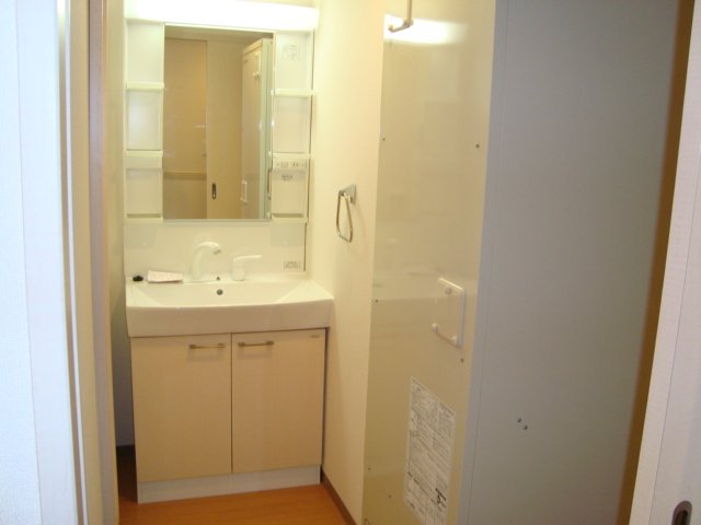 クレアトゥール　エスト　(Ｃｒｅａｔｅｕｒ　ｅｓｔ) 洗髪洗面化粧台