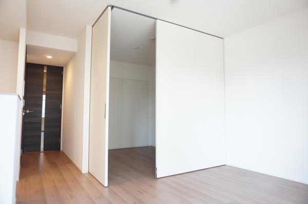 Ｂｒｉｌｌｉａ仙川ＴｈｅＲｅｓｉｄｅｎｃｅ2階 リビング