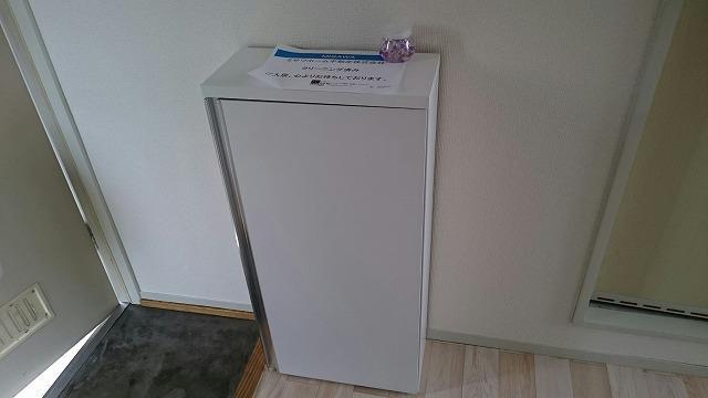 パル1階 玄関