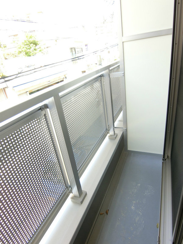 リブリ・H&A バルコニー